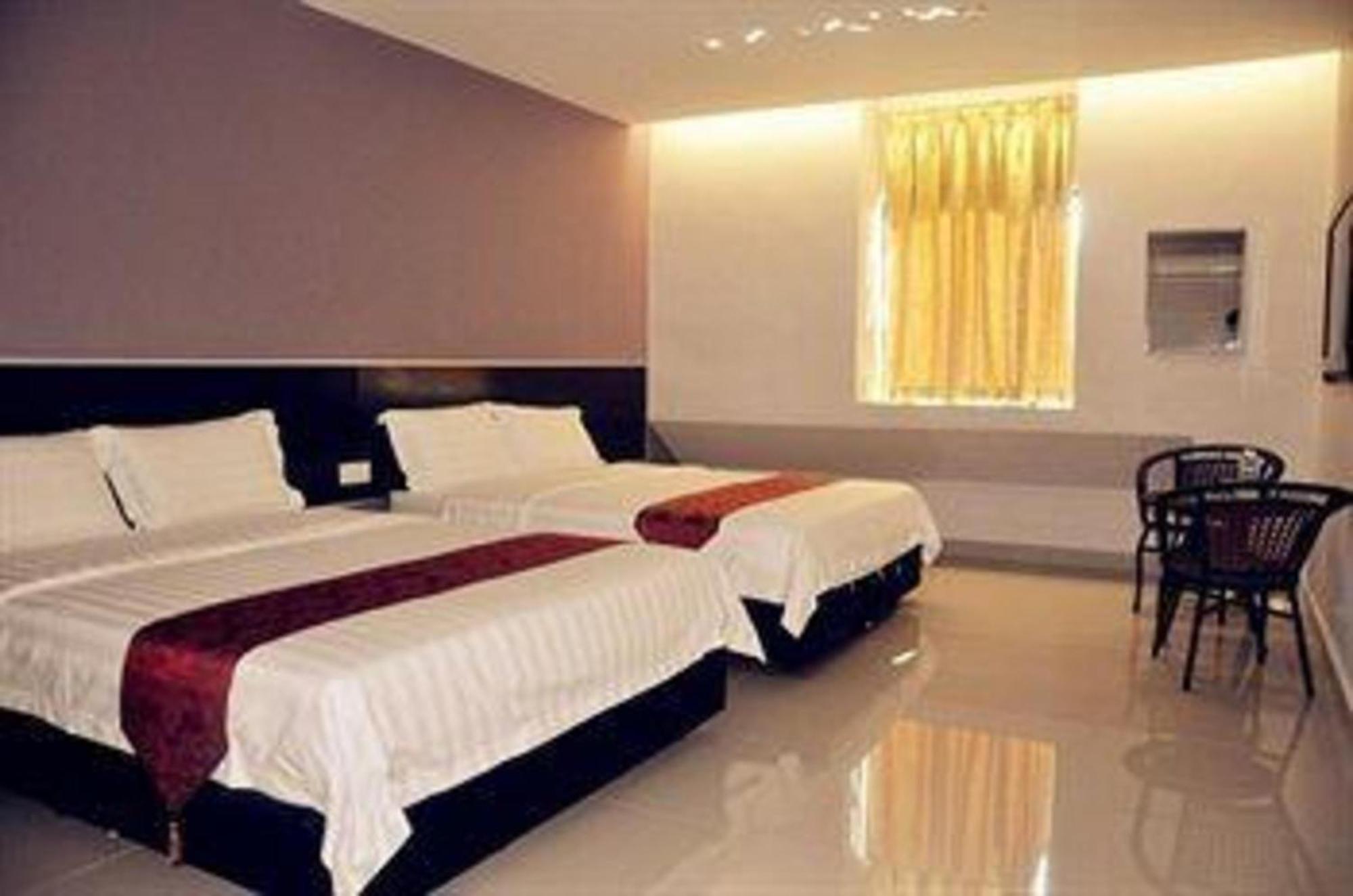 Super Oyo 89944 Stay Inn Кота-Кинабалу Экстерьер фото