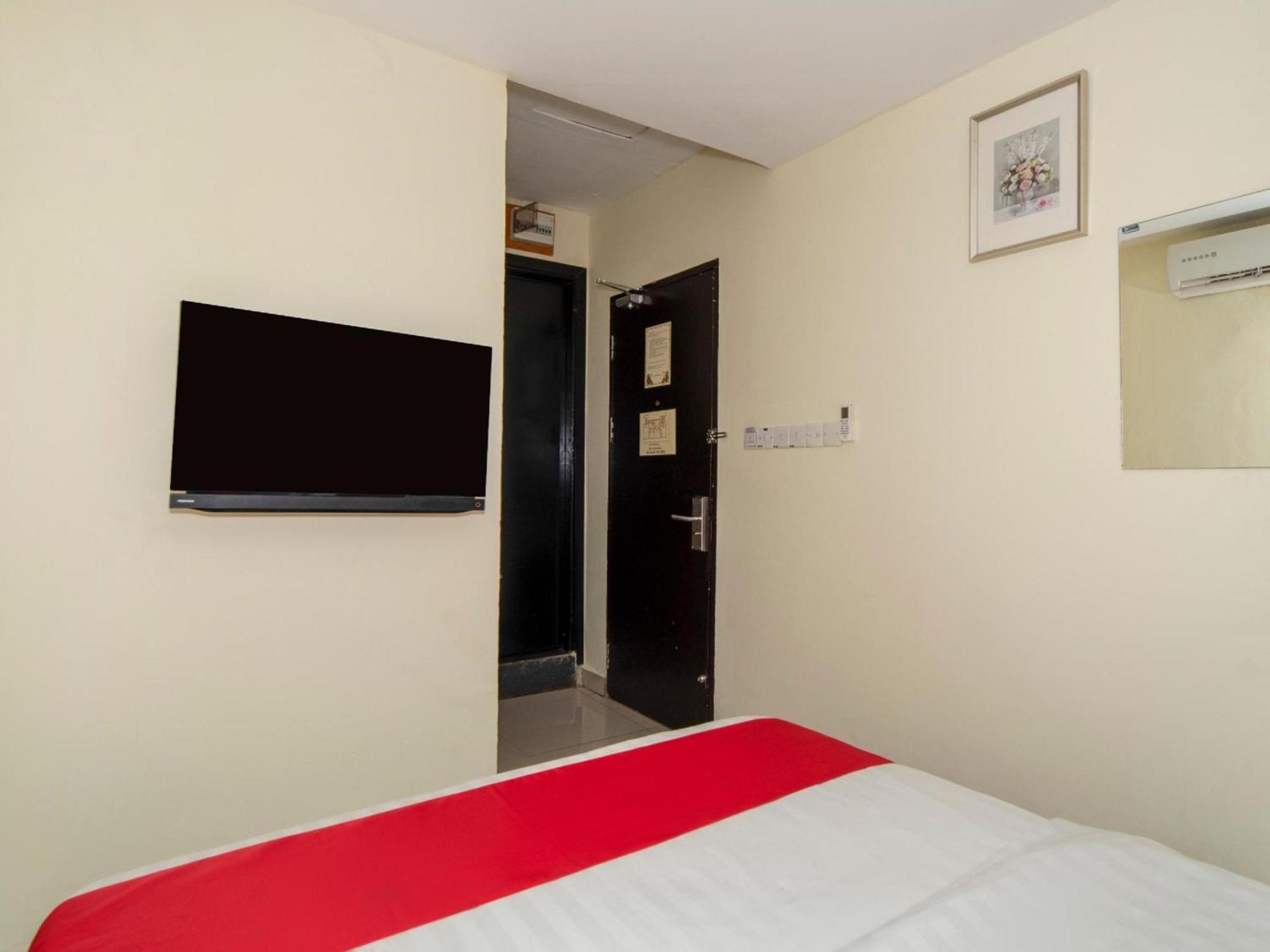Super Oyo 89944 Stay Inn Кота-Кинабалу Экстерьер фото