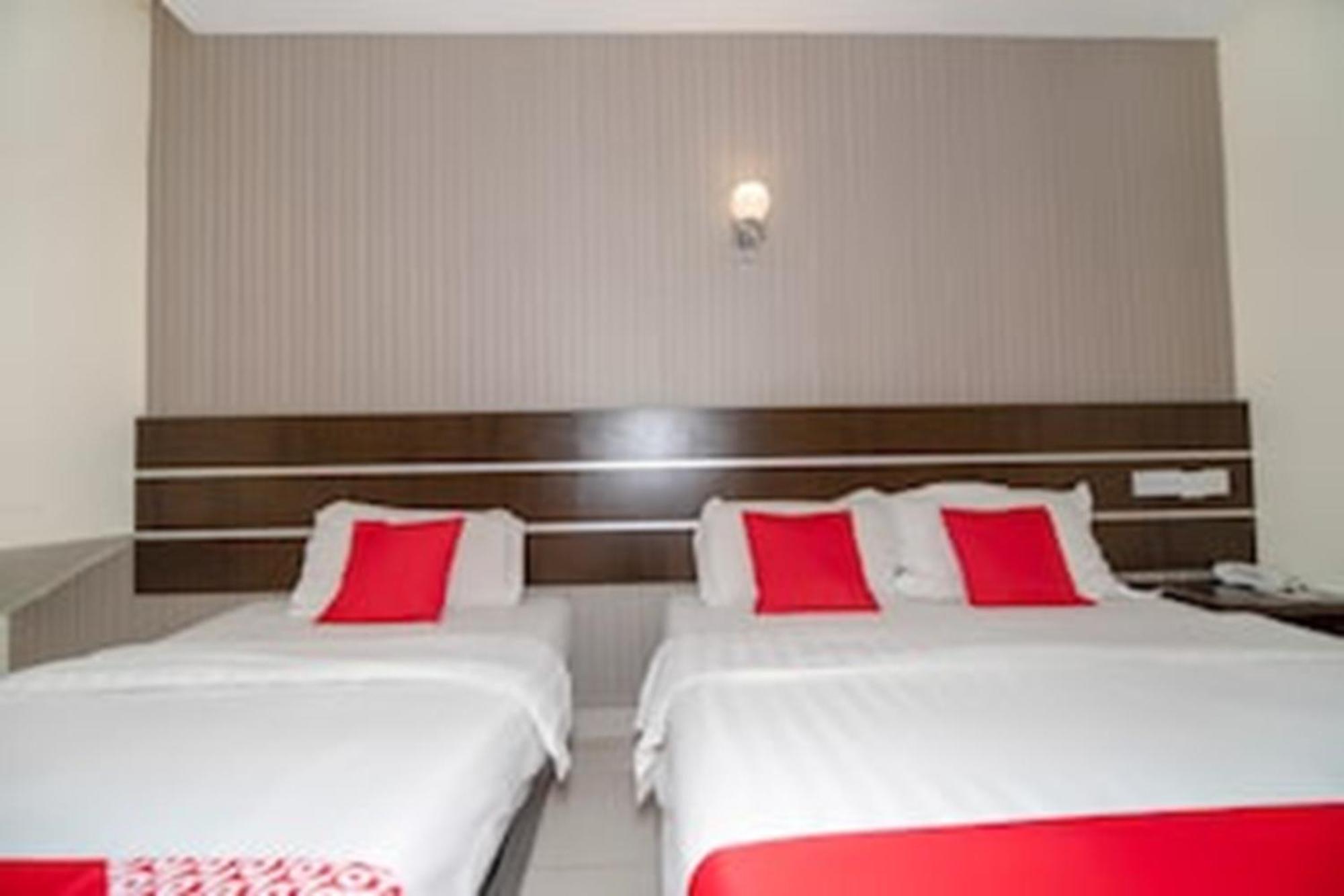 Super Oyo 89944 Stay Inn Кота-Кинабалу Экстерьер фото