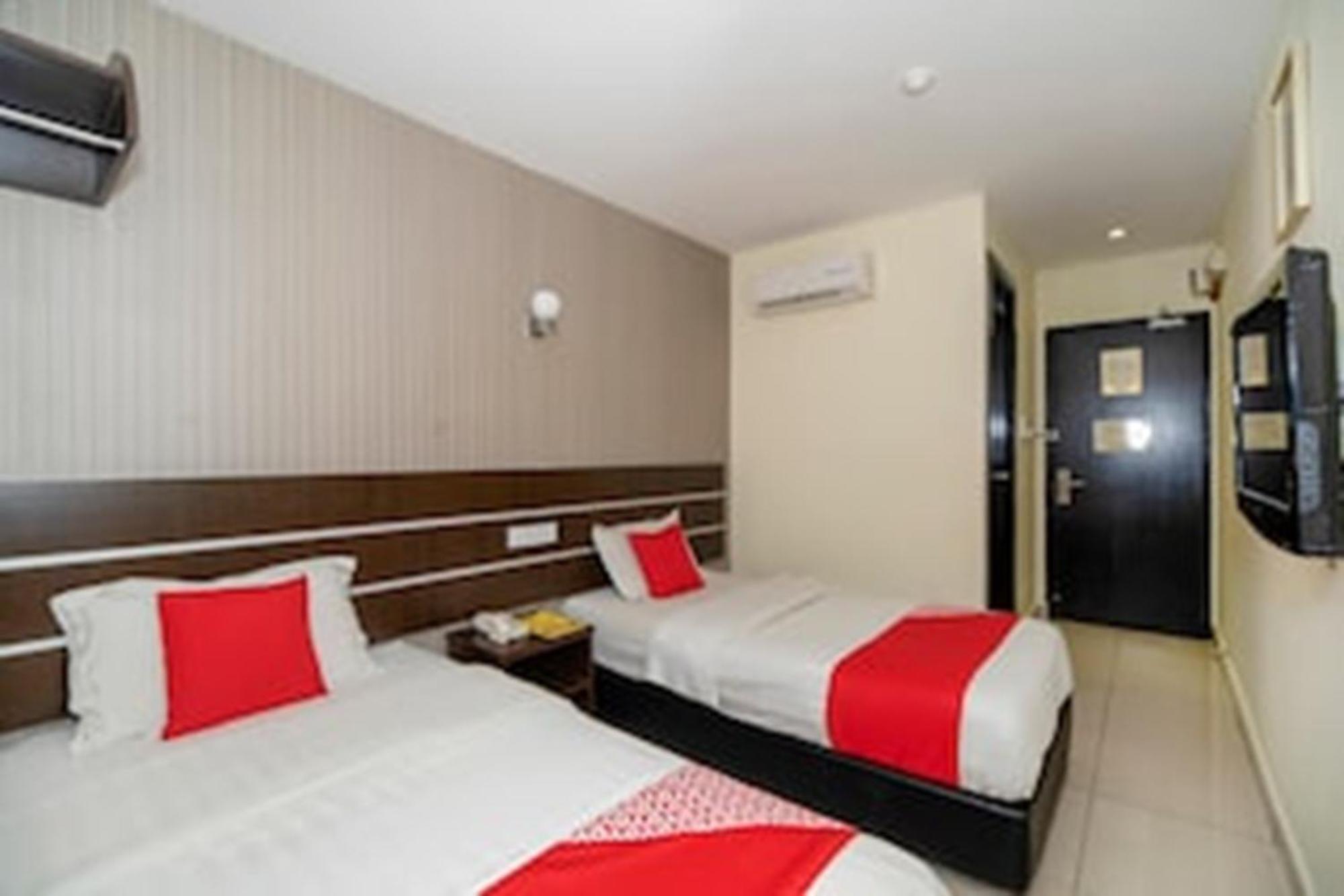 Super Oyo 89944 Stay Inn Кота-Кинабалу Экстерьер фото